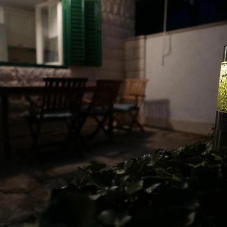 Vacation House "Pave" Povlja  Exterior foto